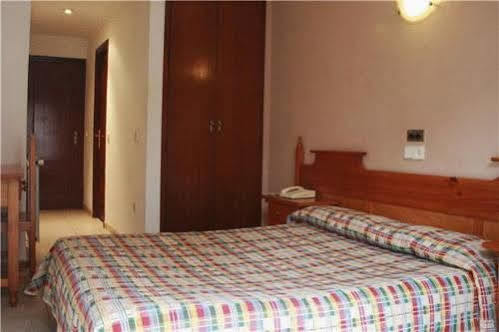 Hostal Los Manos ブラナス エクステリア 写真